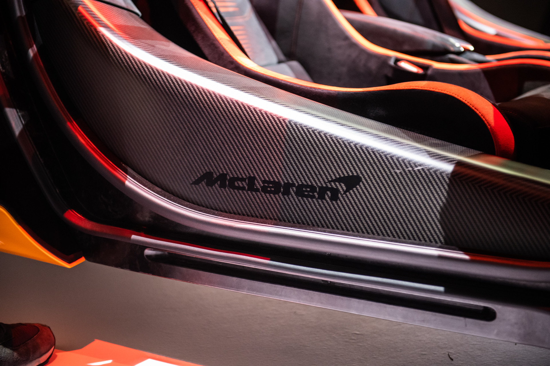 Siêu xe McLaren 750S ra mắt tại Singapore với giá cực đắt đỏ