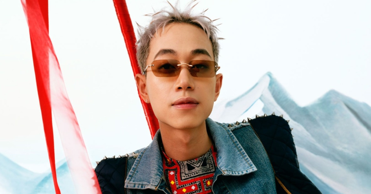 Rapper Double2T 'đậm chất miền núi' trong thiết kế của Cao Minh Tiến