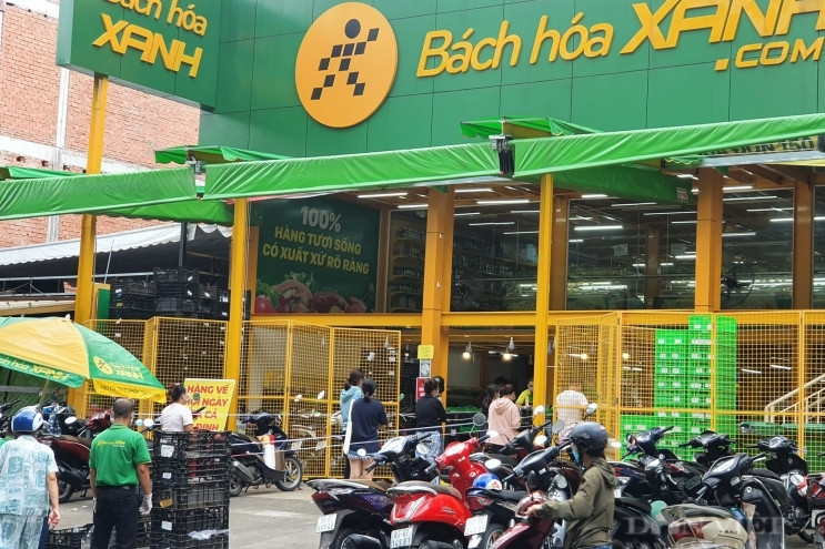 Singapore's GIC acquires stake at third largest Vietnamese grocery chain