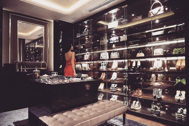 Tủ giầy dép, túi xách và phụ kiện lên đến vài chục tỷ đồng của Huyền Baby