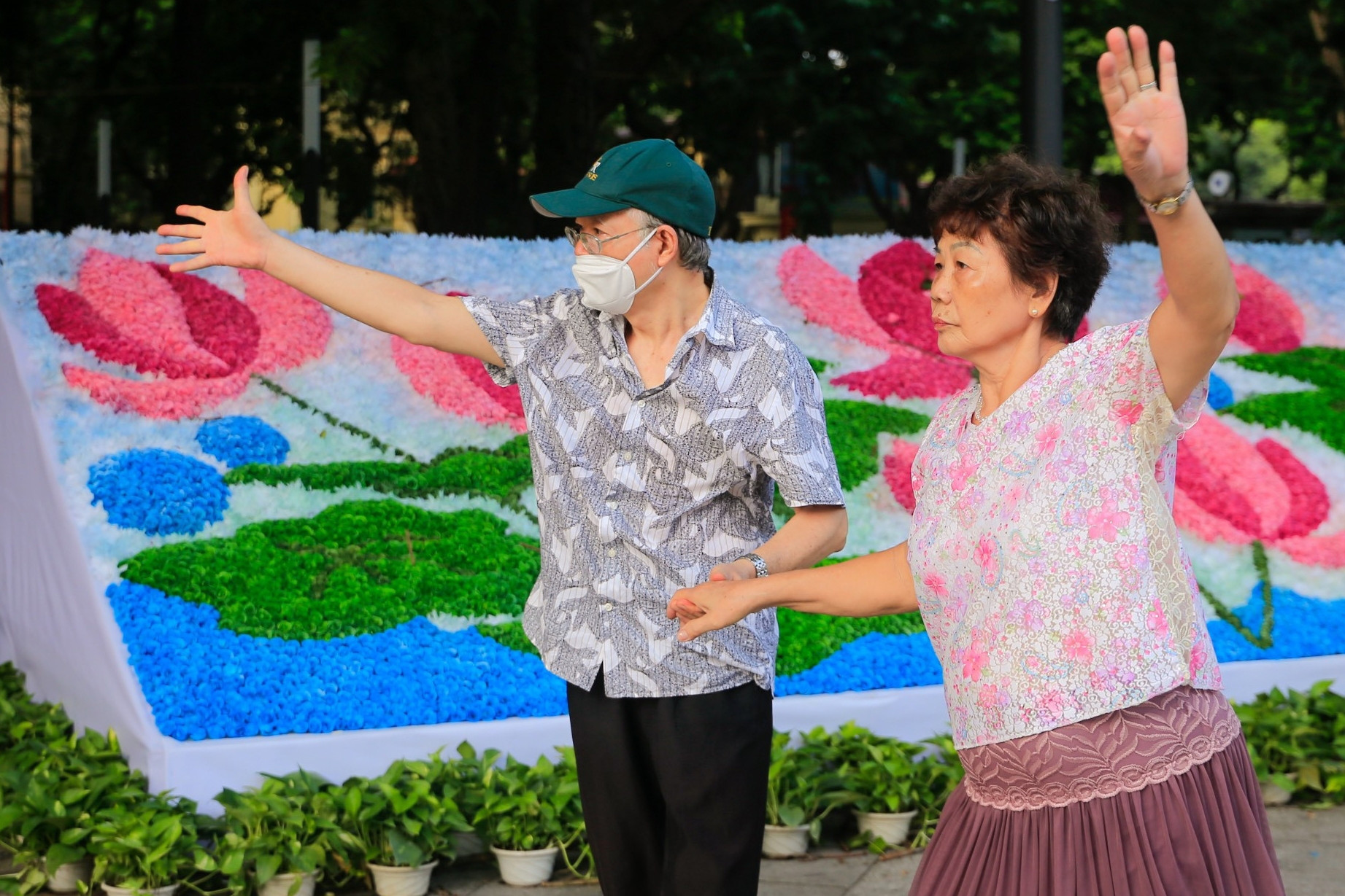 Thời tiết Hà Nội 3/9: Tiếp diễn nắng nóng hanh khô, gió bắc cấp 2-3