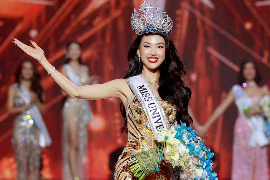 Hoa hậu Bùi Quỳnh Hoa lên tiếng về tin đồn dàn xếp kết quả