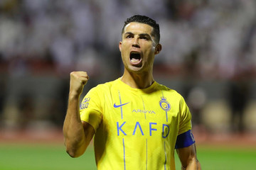Ronaldo hóa người hùng, Al Nassr thắng kịch tính