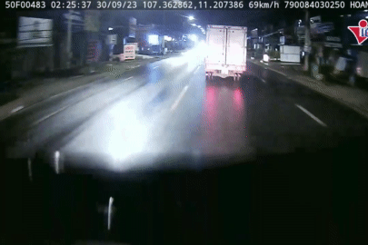 Tai nạn khiến 4 người chết:  Trích xuất giám sát hành trình xe 16 chỗ