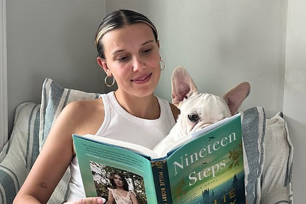 Tranh cãi việc diễn viên bestseller Millie Bobby Brown không tự viết sách