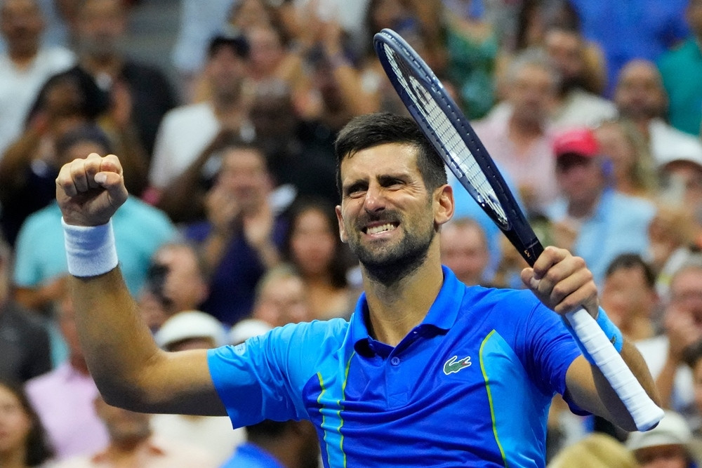 Djokovic lần thứ 13 vào tứ kết US Open