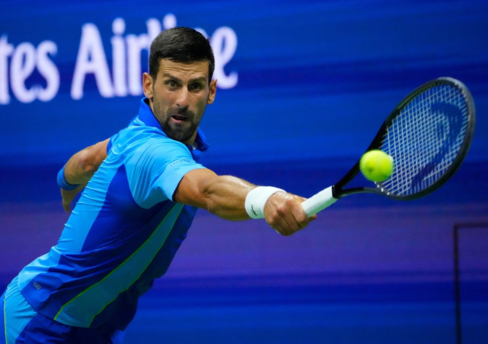 Djokovic lần thứ 13 vào tứ kết US Open