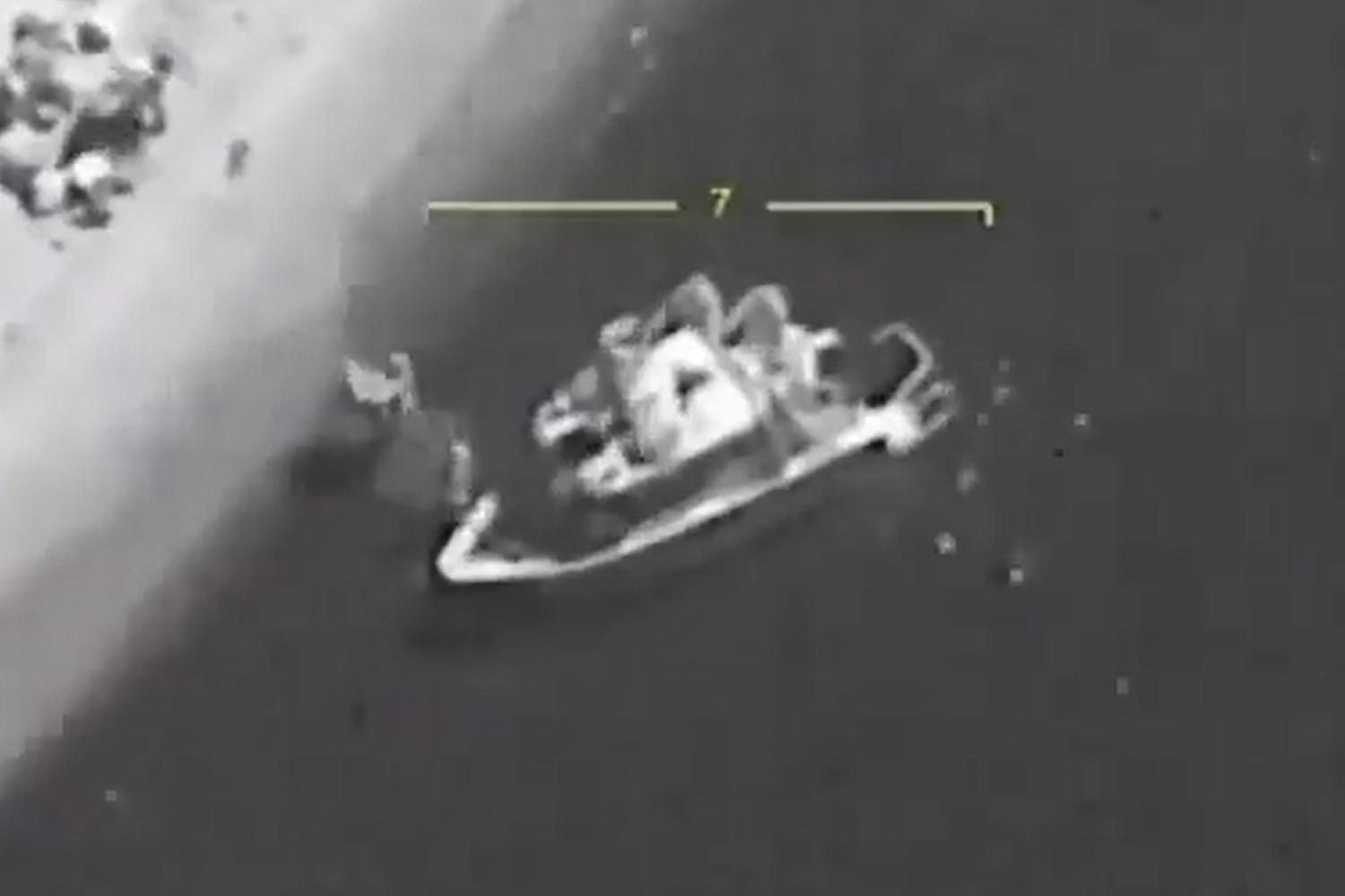 Video UAV vũ trang Ukraine phá hủy tàu tuần tra Nga ở Biển Đen