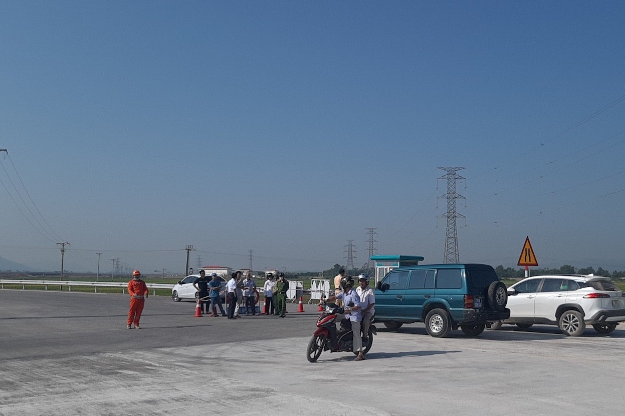 Đề nghị Thanh Hoá, Nghệ An phối hợp điều tiết giao thông 2 tuyến cao tốc mới