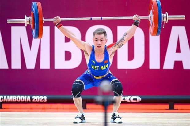 Vietnam wins three golds at 2023 World Weightlifting Championships hinh anh 1