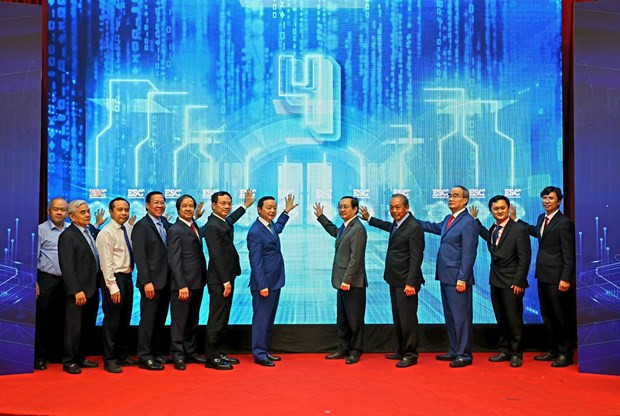 HCM City launches electronics and semiconductor centre hinh anh 1