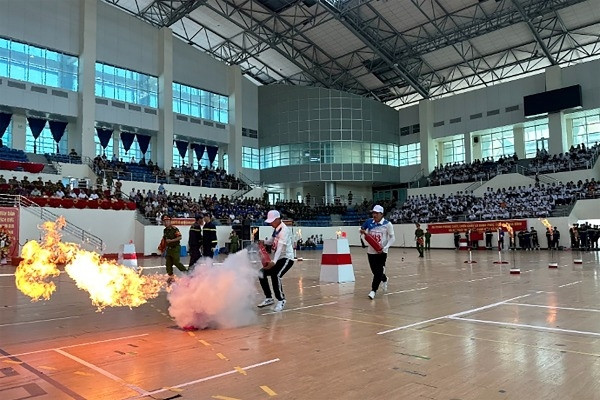 Lần đầu tiên toàn quốc thực tập phương án chữa cháy 'Tổ liên gia an toàn PCCC'