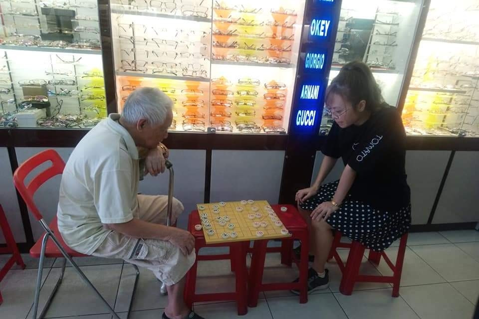 Trống trải lúc về hưu - trạng thái tâm lý thường gặp của người cao tuổi