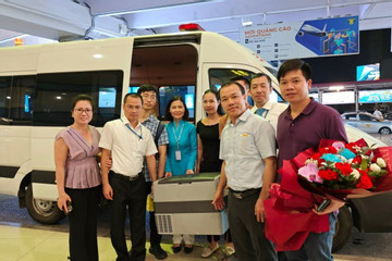 Chuyến bay đặc biệt mang lá gan từ Nghệ An đến Hà Nội