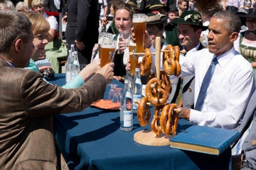 Những món ăn đặc biệt các Tổng thống Mỹ từng thưởng thức khi công du nước ngoài