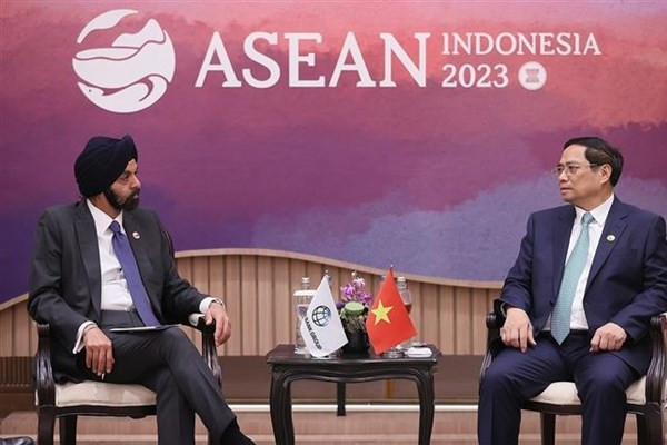 Prime Minister meets World Bank President in Indonesia