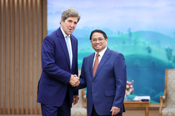 Thủ tướng Phạm Minh Chính tiếp Đặc phái viên của Tổng thống Mỹ về khí hậu