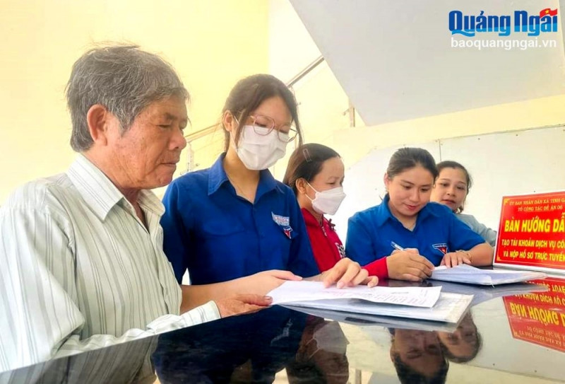 Nâng cao chất lượng dịch vụ công trực tuyến tạo thuận lợi cho người dân