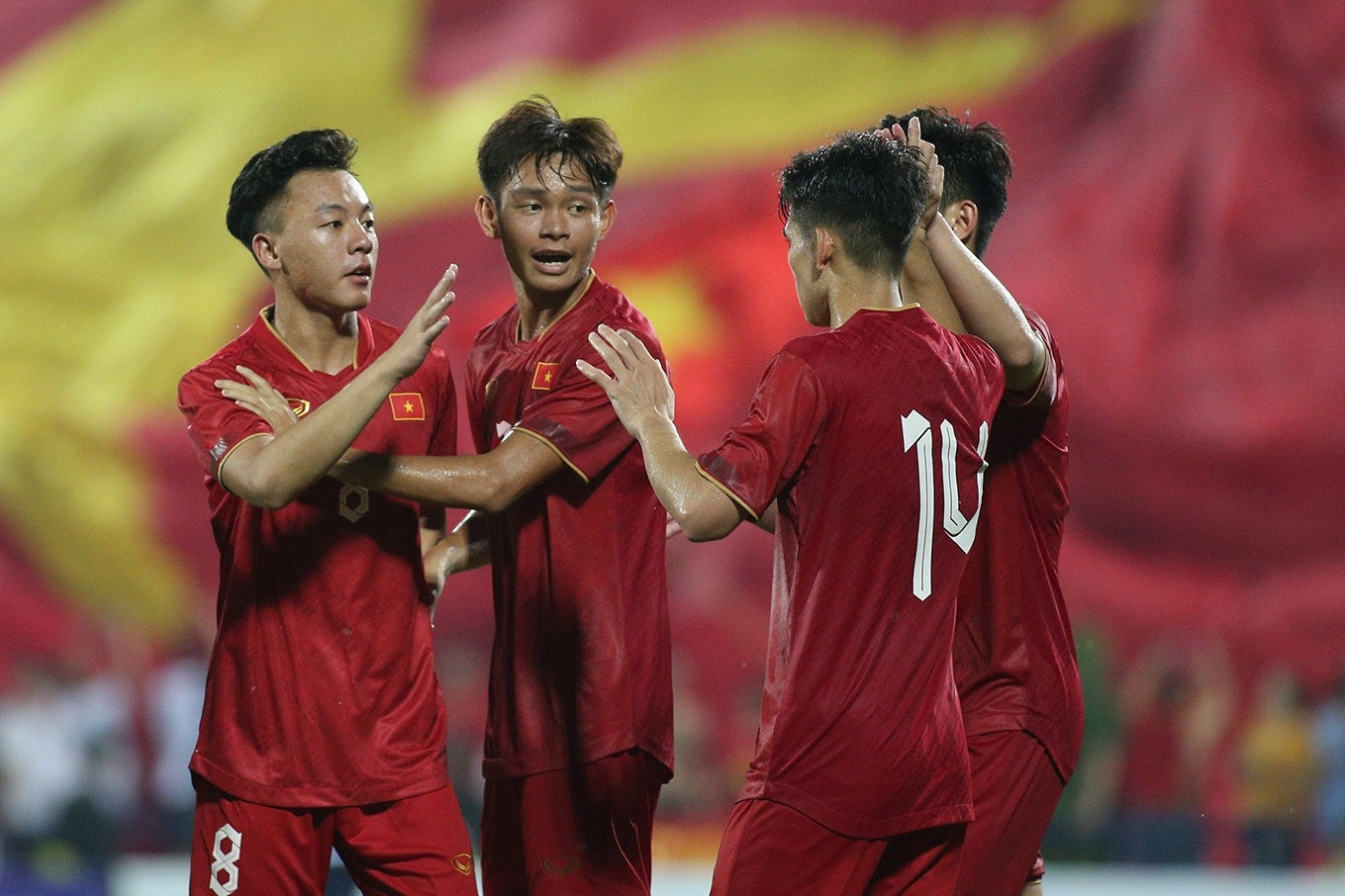 Thắng nghẹt thở Yemen ở phút 84, HLV Troussier hài lòng với U23 Việt Nam