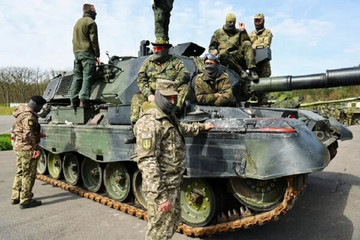 Vũ khí từ thời Chiến tranh Lạnh từng bị bỏ trong kho được tặng cho Ukraine