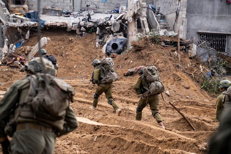 Bộ trưởng Israel muốn người Palestine rời Gaza, Hamas nã rocket vào Tel Aviv