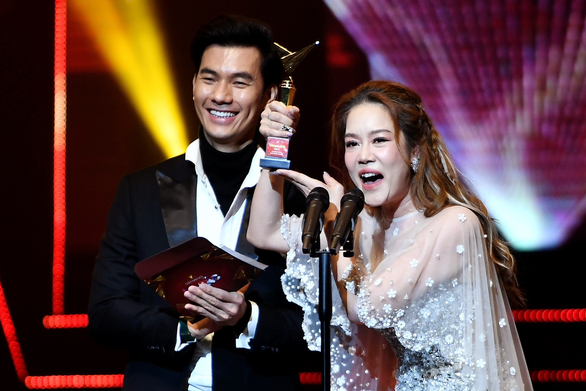 'Chị đẹp đạp gió rẽ sóng' là 'Chương trình Giải trí Ấn tượng' VTV Awards 2023