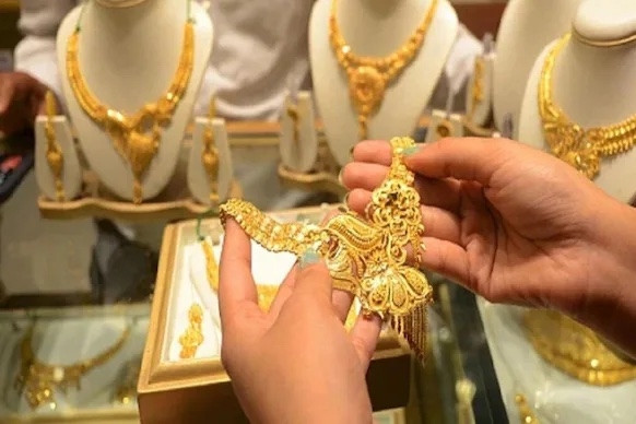 Giá vàng hôm nay 2/1/2024 lại đảo chiều giảm, vàng SJC còn 75 triệu đồng