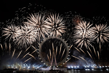 Những màn pháo hoa lộng lẫy khắp thế giới chào đón năm mới 2024