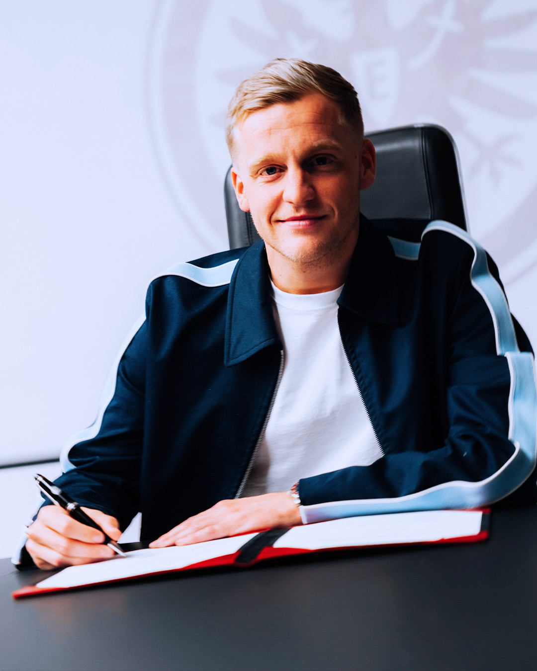 Van de Beek.jpg