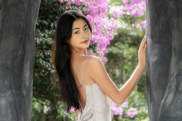 Vẻ đẹp ngọt ngào, thành tích học tập đáng nể của Hoa hậu Hoàn vũ VN 2023