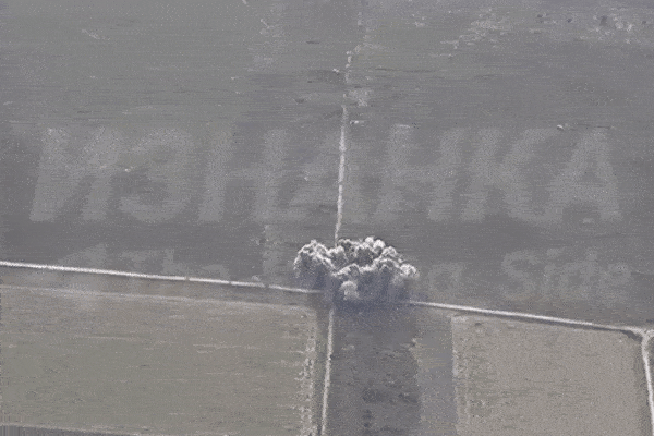 Video Nga dùng bom thông minh phá tung hệ thống phòng không IRIS-T của Ukraine