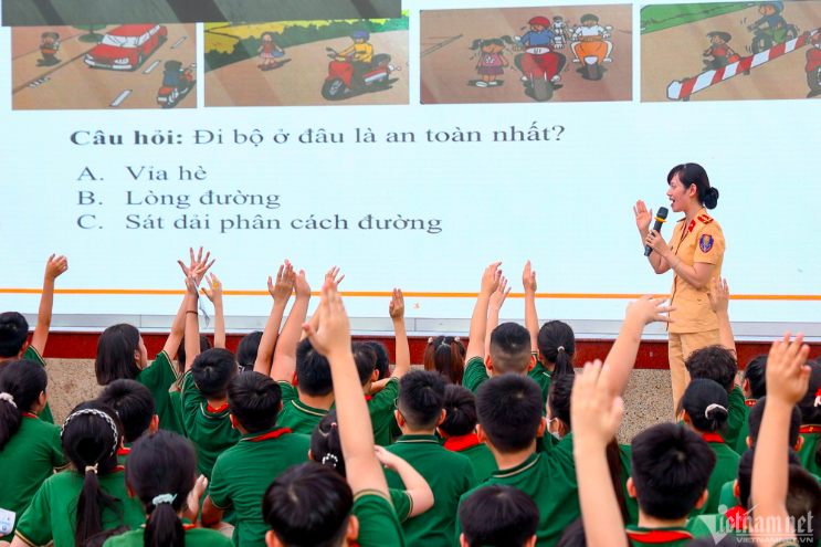 Tuyên truyền nâng cao nhận thức của học sinh để phòng tránh tai nạn giao thông