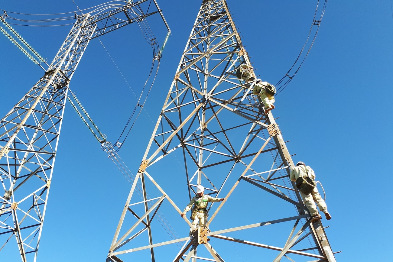 Đường dây 'cứu điện' miền Bắc: Thủ tướng chỉ đạo, địa phương vẫn chậm