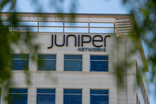 HPE mua lại Juniper Networks với giá 14 tỷ USD