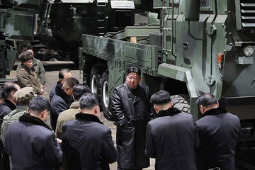 Ông Kim Jong Un nêu 'kẻ thù chính' của Triều Tiên, nói không ngại chiến tranh