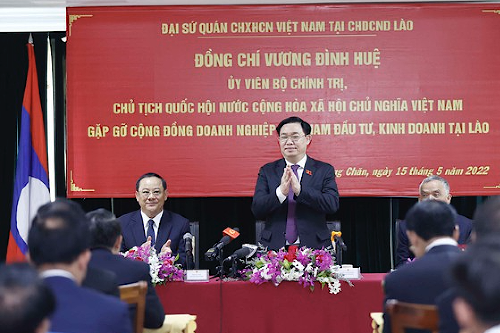 Cơ quan đại diện Việt Nam ở nước ngoài gắn kết kiều bào phát triển đất nước