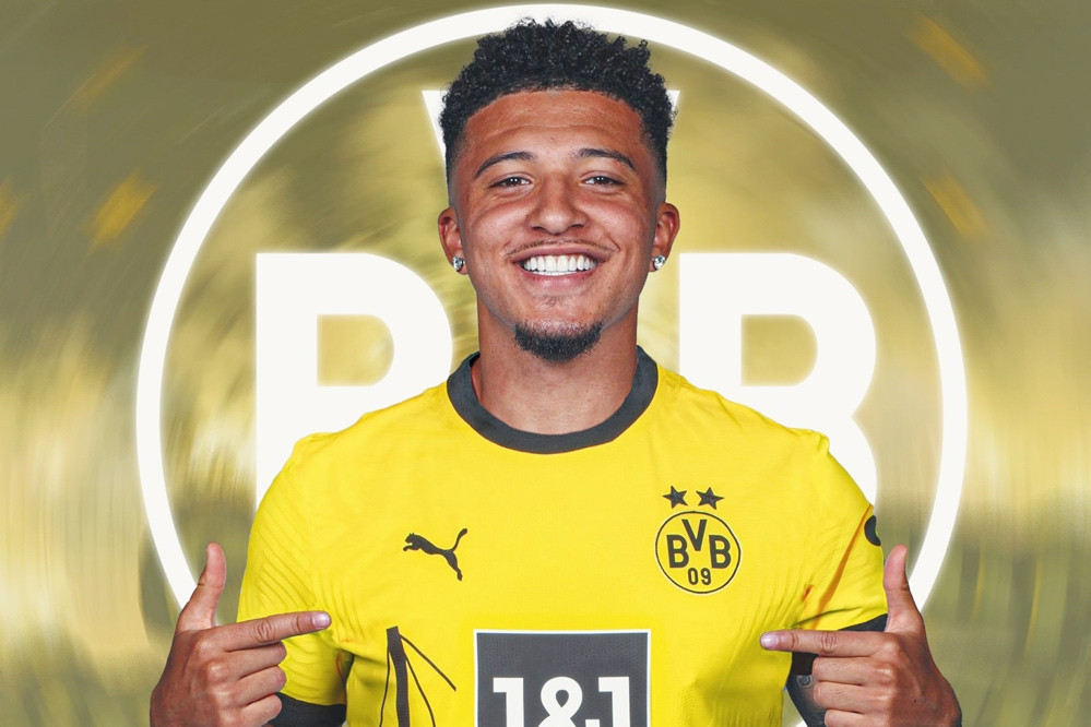 Jadon Sancho bay sang Đức, MU tiễn được 'cục nợ'