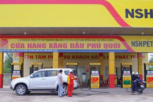 'Ông lớn' xăng dầu xin trả nợ thuế dần, Bộ Tài chính nói gì?