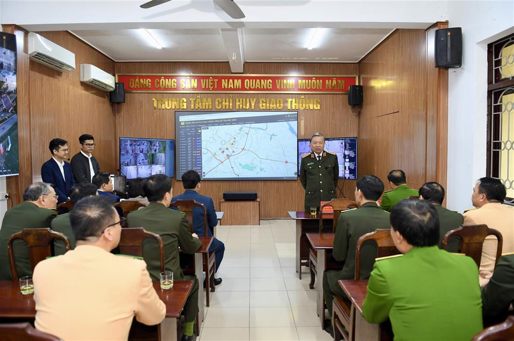 trung tam giao thong.jpeg