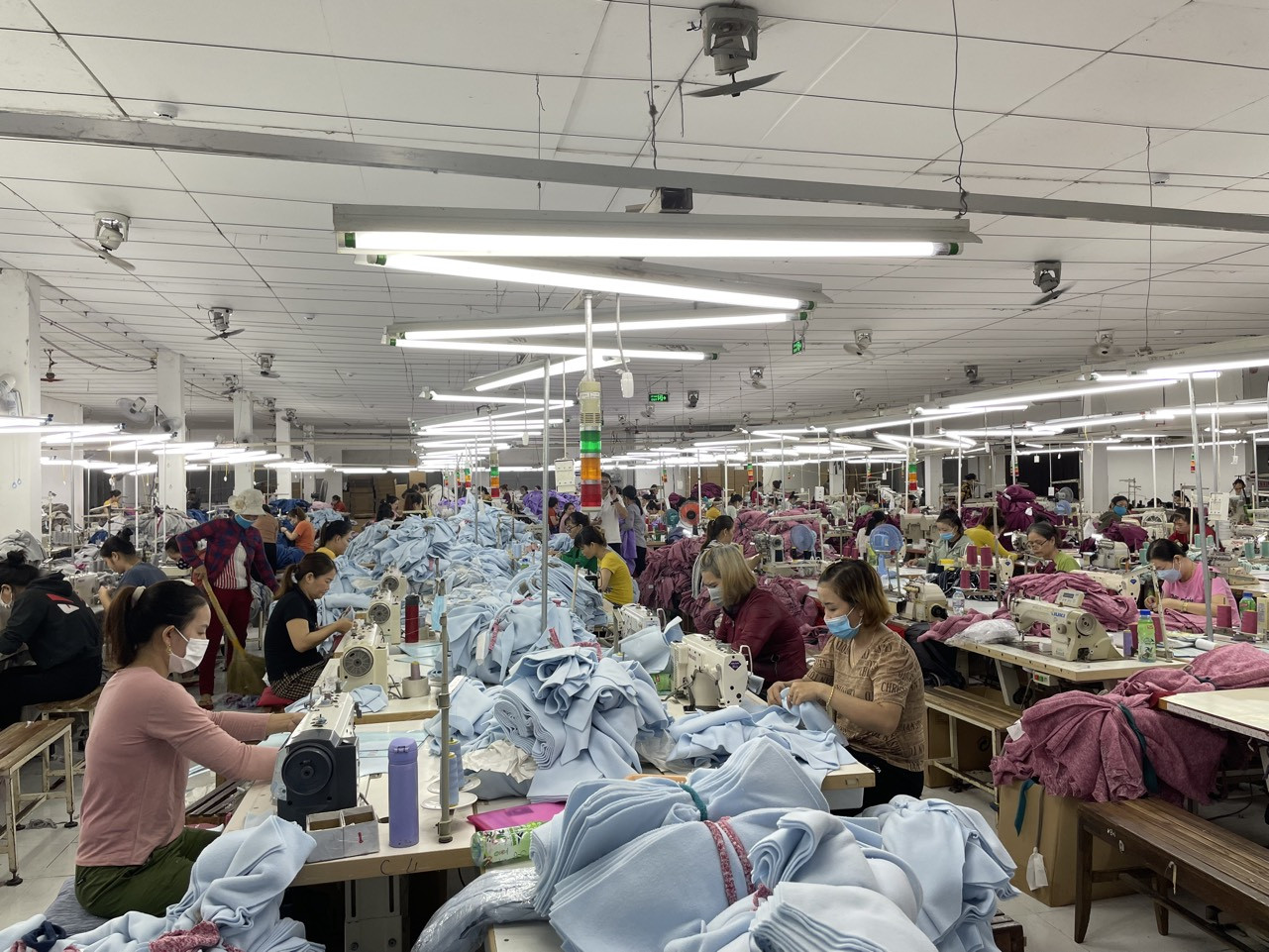 xuong may phu yen.jpg