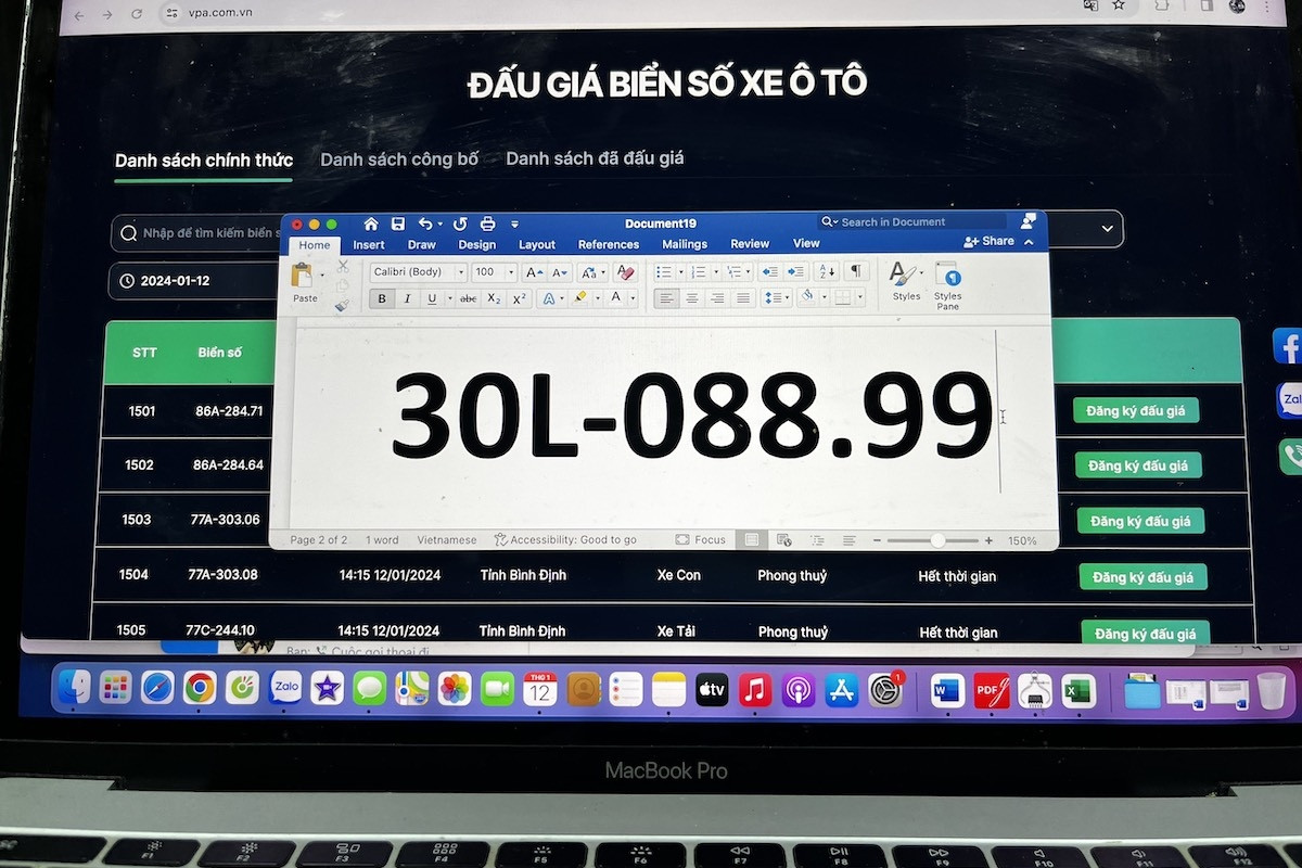 Đấu giá biển số sáng 12/1: Biển cặp tiến 30L-088.99 trúng giá hơn 2,7 tỷ đồng