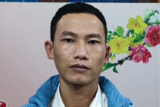 Thuê người đóng giả bố, mang tiền âm phủ đi lừa mua xe máy SH