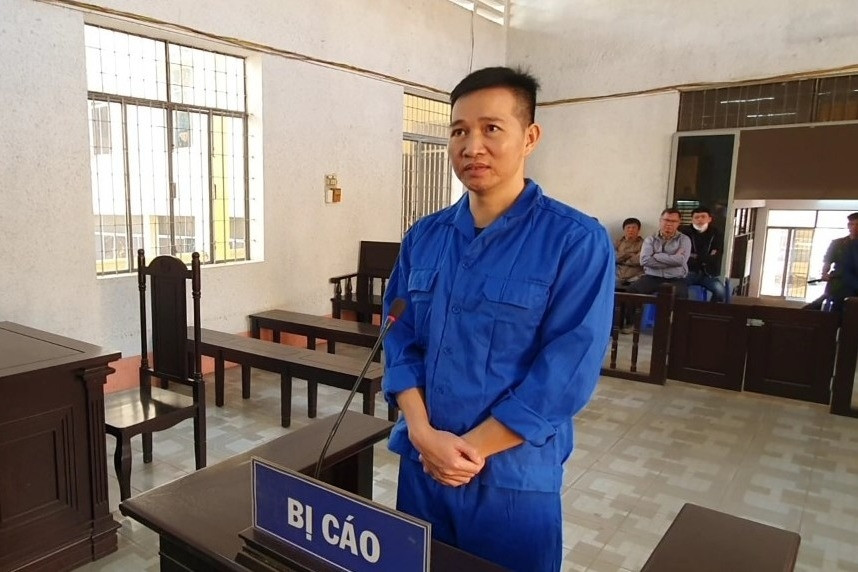 Tuyên án 19 năm tù kẻ vung dao đâm tử vong bạn của người tình