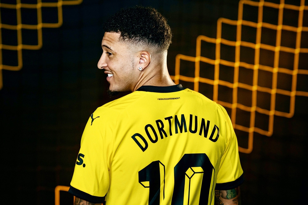 Vừa sang Dortmund, Sancho lập tức 'đá xoáy' Ten Hag