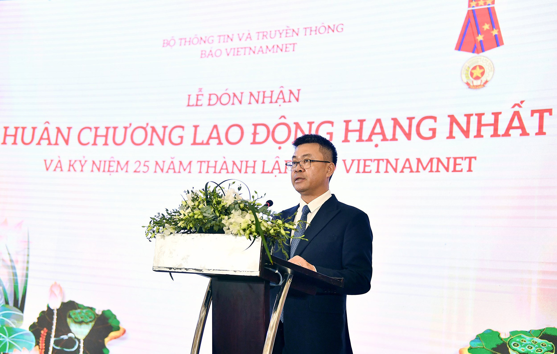 z5064070862281 182775f99280261bf1b464186882e4eb.jpg