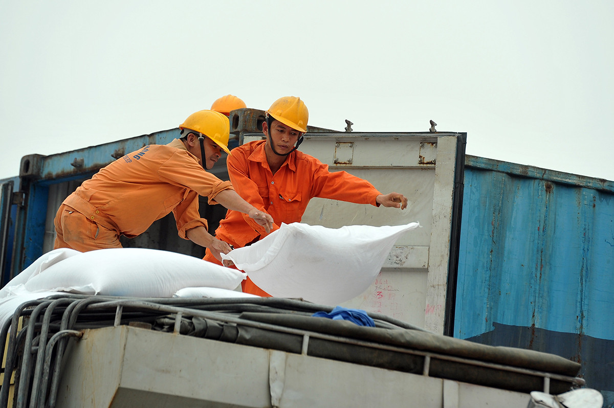 hoi nhap quoc te.jpg