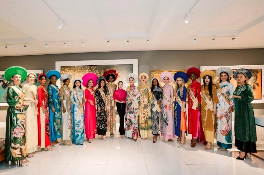 miss global 2023 finalists explore vietnamese culture picture 1