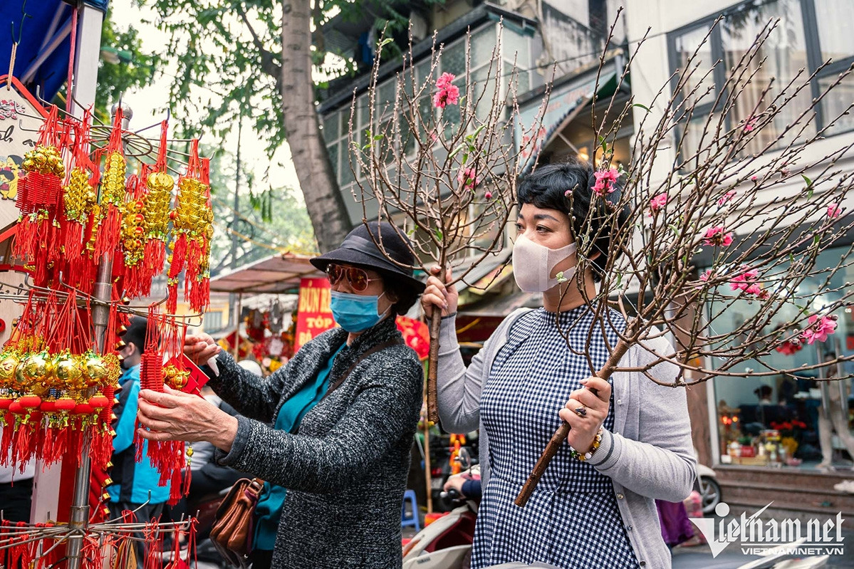 Tiền lo Tết nhà tôi chỉ 10 triệu, cỗ không thiếu món gì, lì xì không sót ai