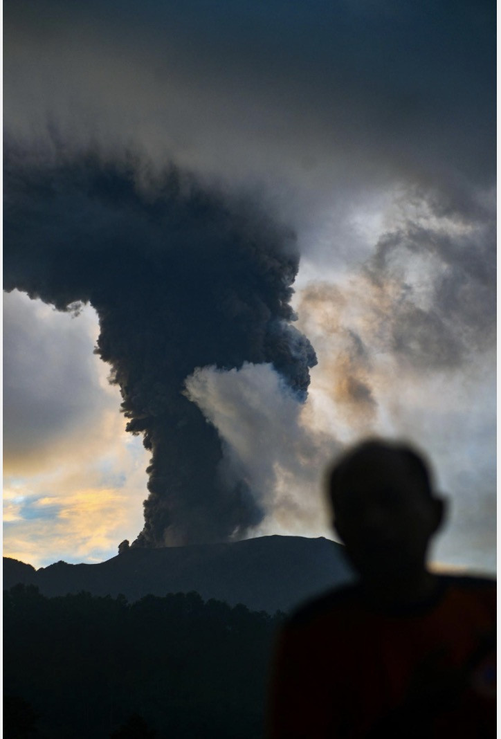 núi lửa.jpg