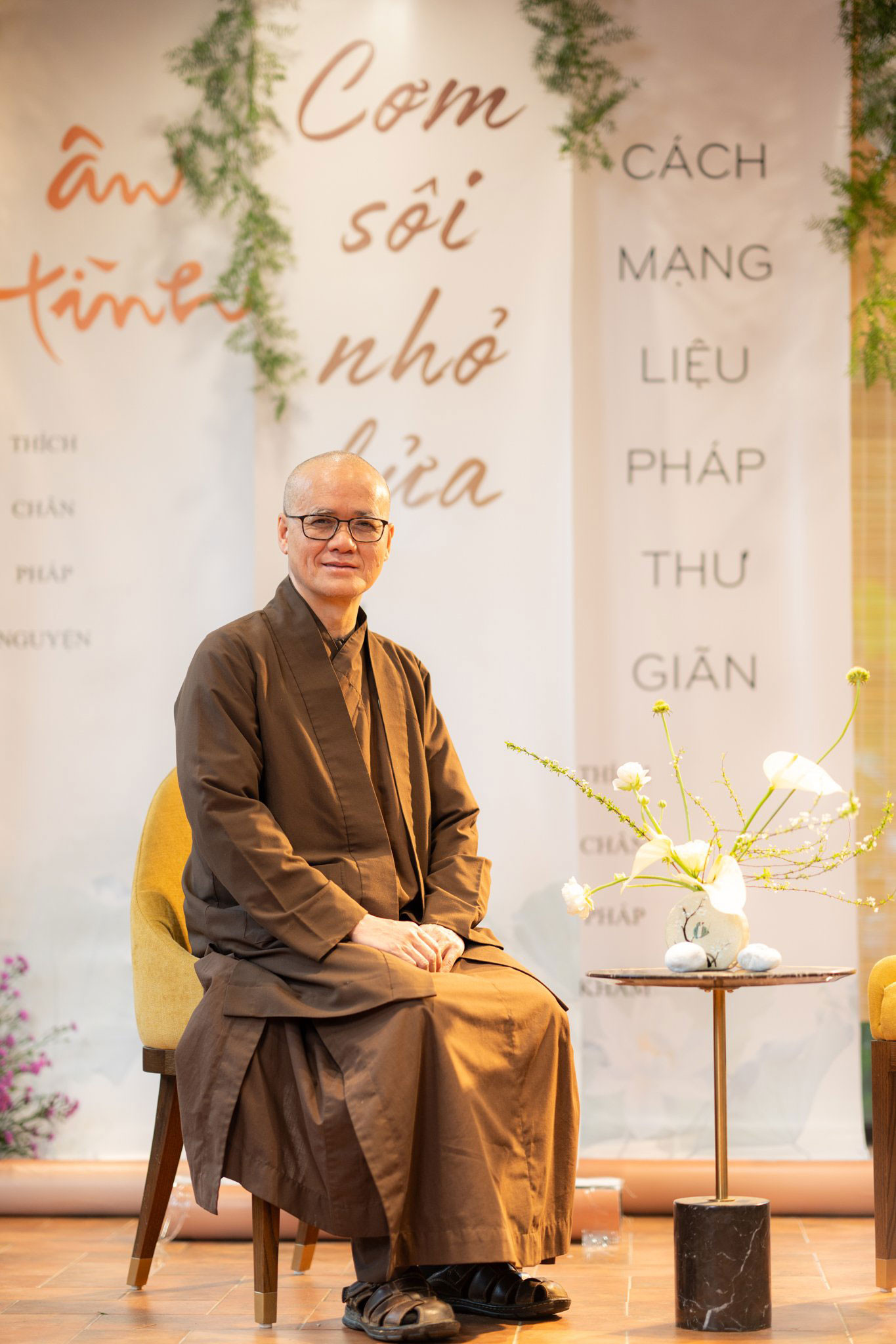 thay phap kham 3.jpg